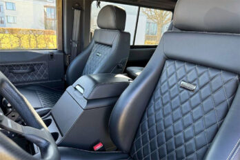 Land Rover Defender 90 TD4 2.4